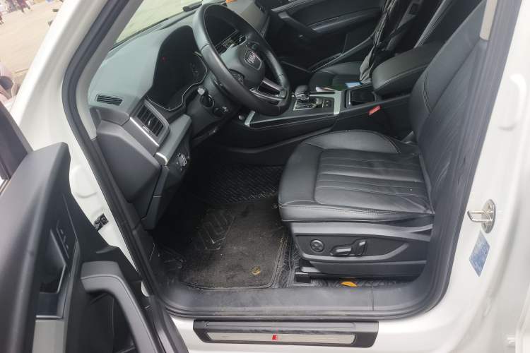Used Audi Q5L 2020 Updated 40 TFSI Prestige Fashion Edition Left Front Seat