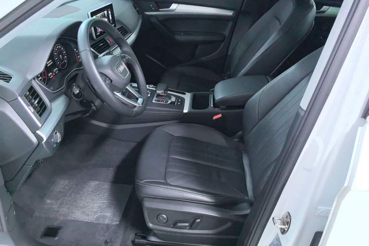 Used Audi Q5L 2020 Updated 40 TFSI Prestige Fashion Edition Left Front Seat