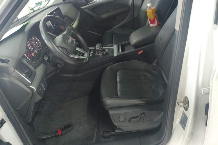 Used Audi Q5L 2020 Updated 40 TFSI Prestige Fashion Edition Left Front Seat
