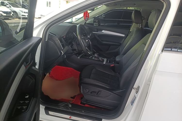Used Audi Q5L 2020 Updated 40 TFSI Prestige Fashion Edition Left Front Seat