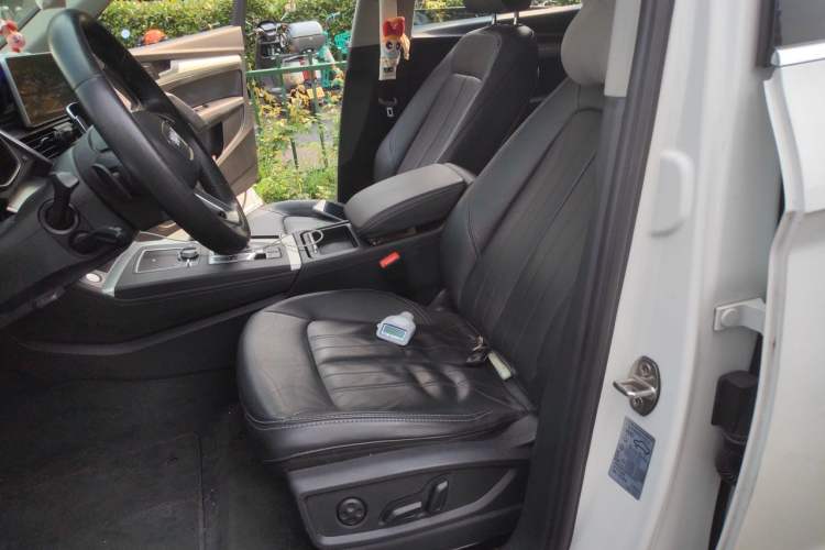 Used Audi Q5L 2020 40 TFSI Prestige Edition Left Front Seat