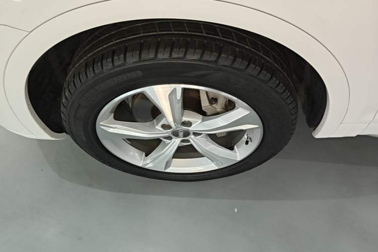 Used Audi Q5L 2020 40 TFSI Prestige Edition Left Front Wheel Hub
