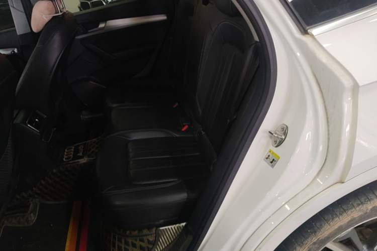 Used Audi Q5L 2020 40 TFSI Prestige Fashion Edition Left Rear Seat