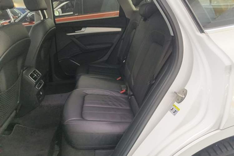 Used Audi Q5L 2020 Updated 40 TFSI Prestige Fashion Edition Left Rear Seat