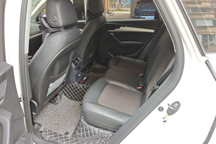 Used Audi Q5L 2020 40 TFSI Prestige Edition Left Rear Seat