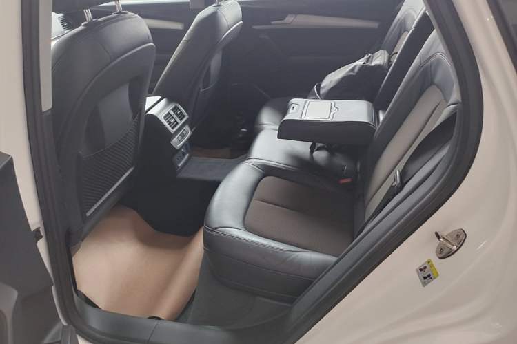 Used Audi Q5L 2020 Revised 40 TFSI Prestige Edition Left Rear Seat