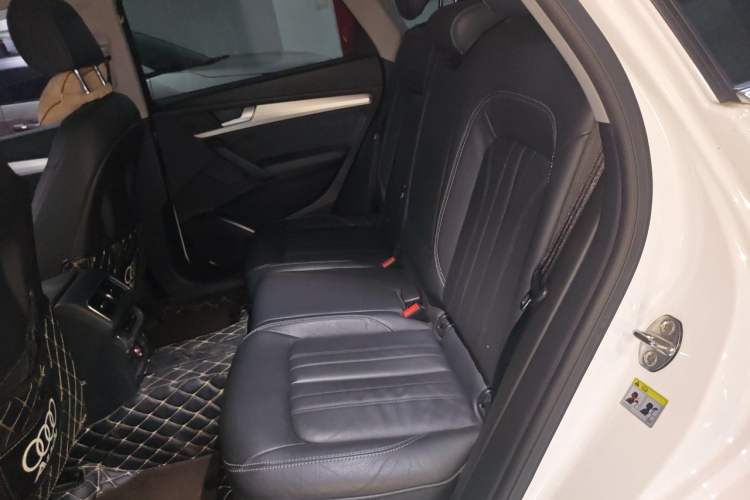 Used Audi Q5L 2020 Updated 40 TFSI Prestige Fashion Edition Left Rear Seat