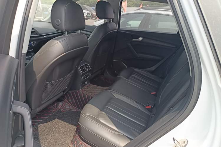 Used Audi Q5L 2020 45 TFSI Prestige Fashion Model Left Rear Seat