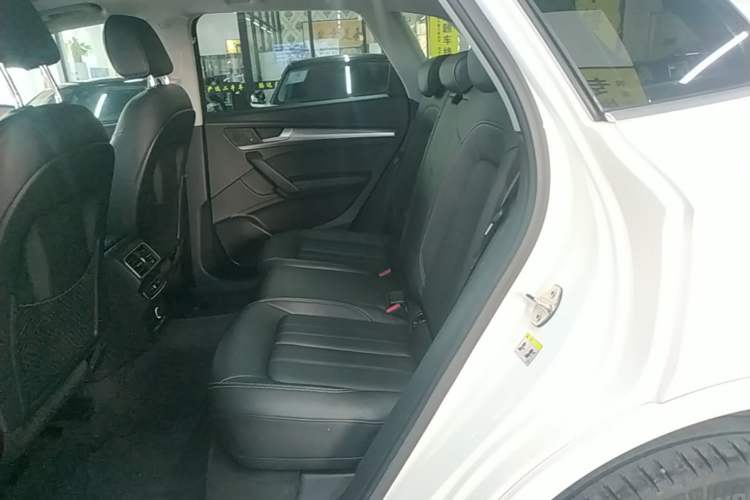 Used Audi Q5L 2020 45 TFSI Prestige Fashion Model Left Rear Seat