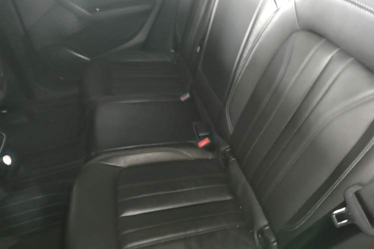 Used Audi Q5L 2020 Updated 40 TFSI Prestige Fashion Edition Left Rear Seat