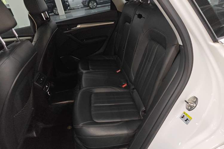 Used Audi Q5L 2020 45 TFSI Prestige Fashion Model Left Rear Seat