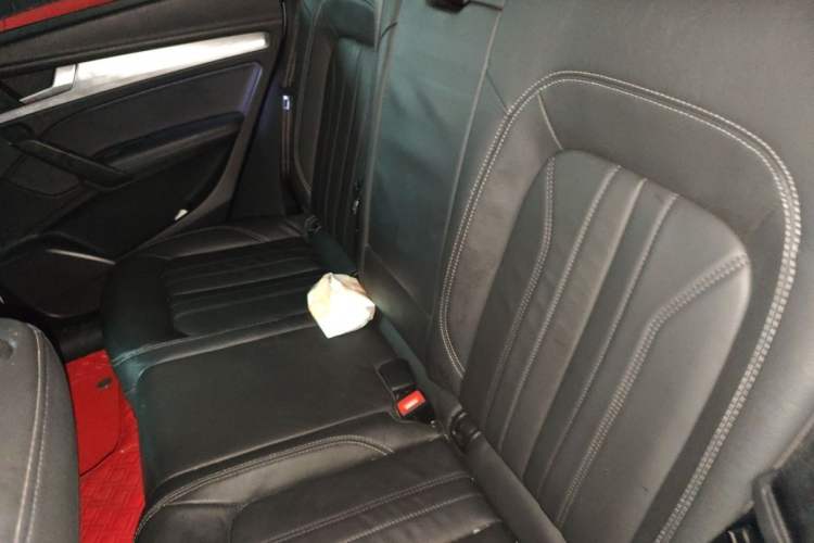 Used Audi Q5L 2020 Updated 40 TFSI Prestige Fashion Edition Left Rear Seat