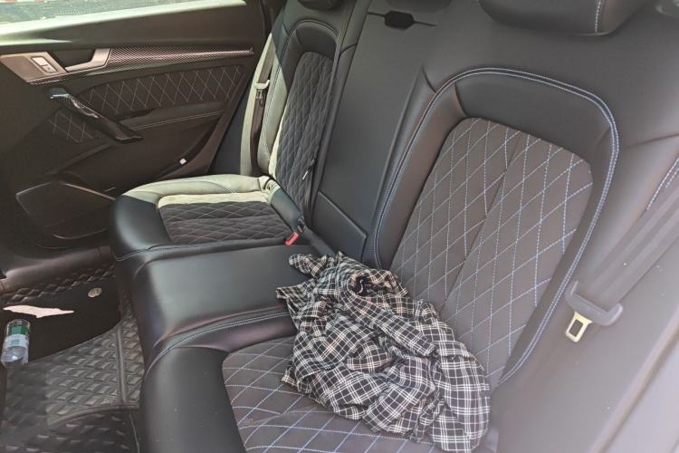 Used Audi Q5L 2020 40 TFSI Prestige Edition Left Rear Seat