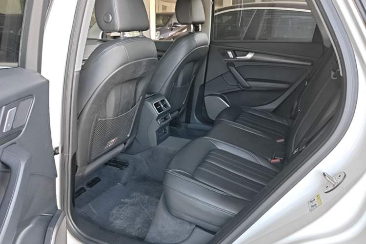 Used Audi Q5L 2020 40 TFSI Prestige Fashion Edition Left Rear Seat