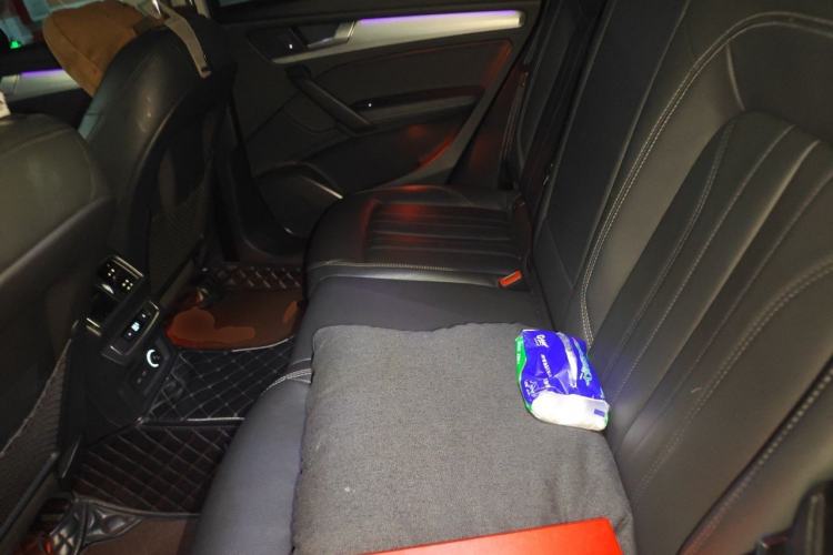 Used Audi Q5L 2020 Updated 40 TFSI Prestige Fashion Edition Left Rear Seat
