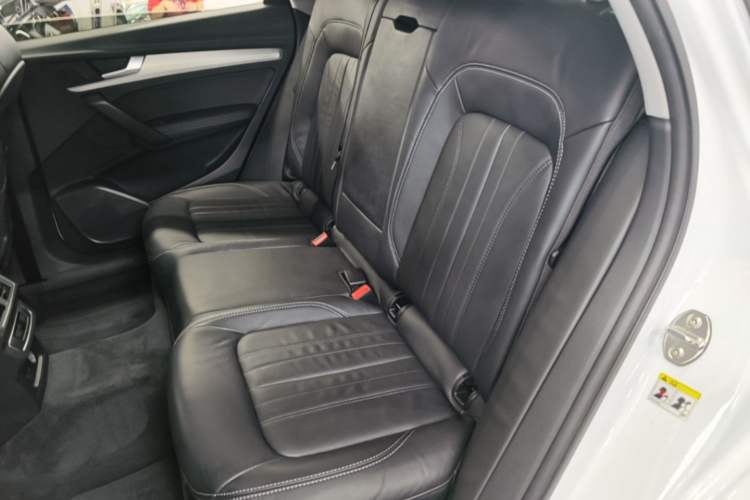 Used Audi Q5L 2020 Updated 40 TFSI Prestige Fashion Edition Left Rear Seat