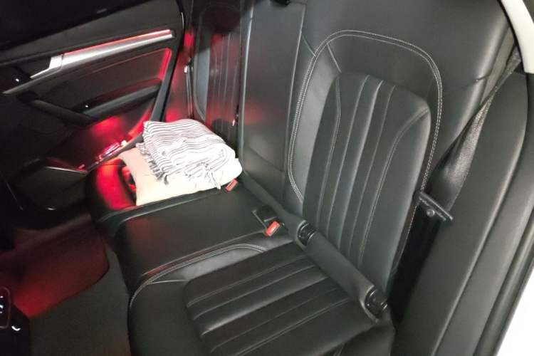 Used Audi Q5L 2020 45 TFSI Prestige Fashion Model Left Rear Seat