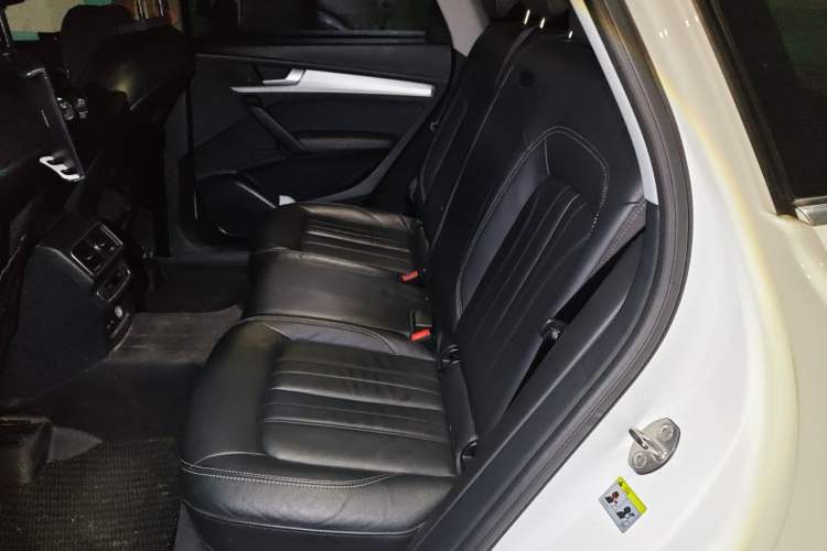 Used Audi Q5L 2020 Updated 40 TFSI Prestige Fashion Edition Left Rear Seat