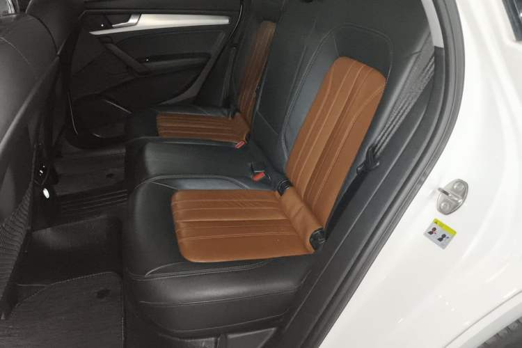 Used Audi Q5L 2020 Updated 40 TFSI Prestige Fashion Edition Left Rear Seat