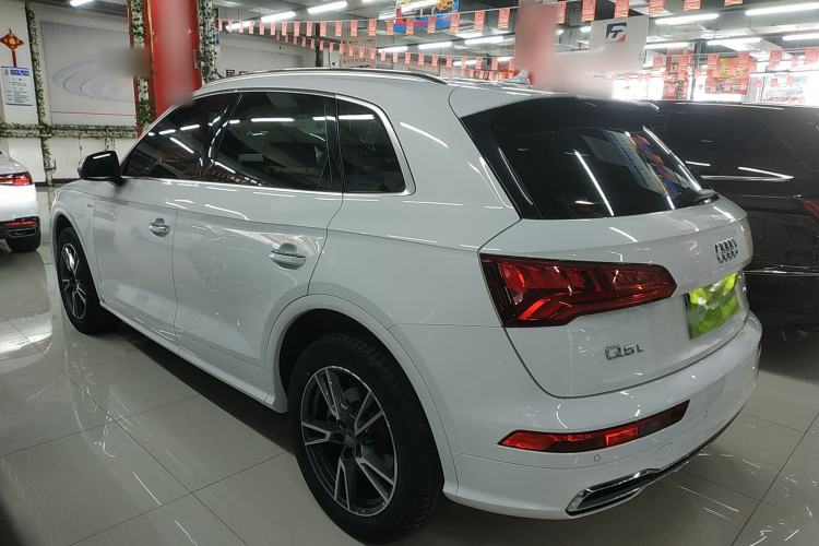 Used Audi Q5L 2020 Updated 40 TFSI Prestige Fashion Edition Left Side