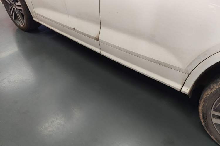 Used Audi Q5L 2020 40 TFSI Prestige Fashion Edition Left Side Sill