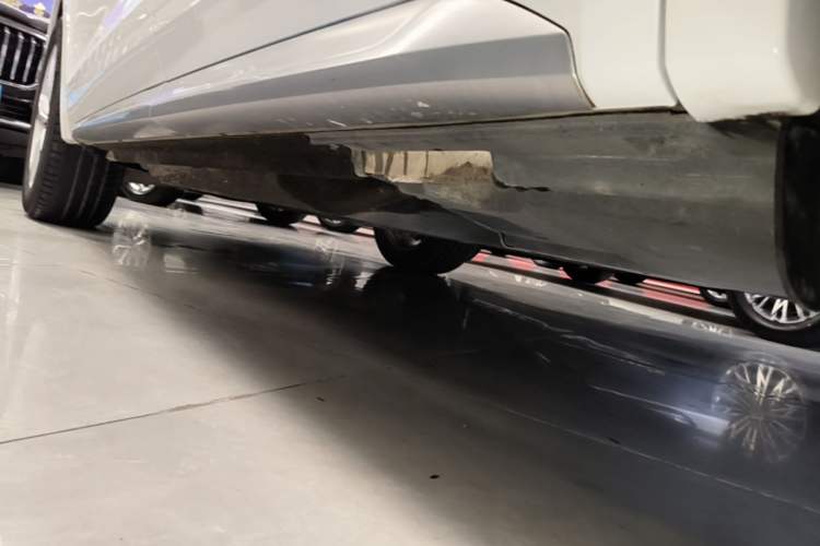 Used Audi Q5L 2020 Revised 40 TFSI Prestige Edition Left Side Sill