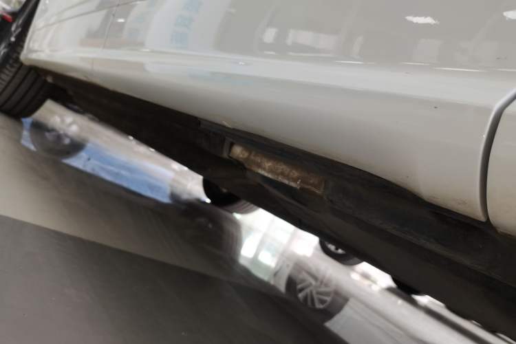 Used Audi Q5L 2020 45 TFSI Prestige Fashion Model Left Side Sill