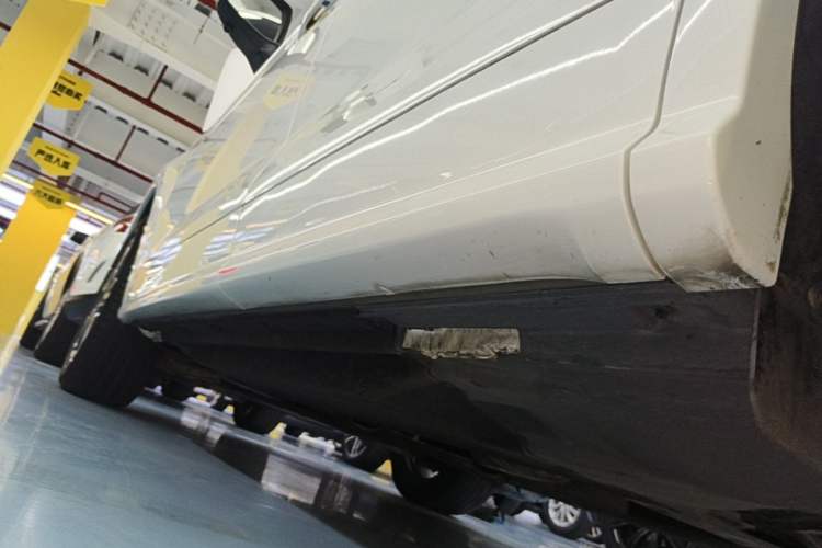 Used Audi Q5L 2020 Updated 40 TFSI Prestige Fashion Edition Left Side Sill