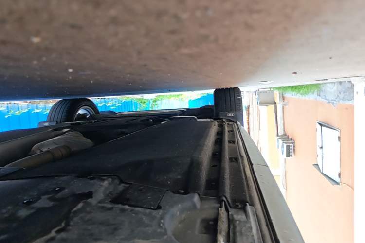 Used Audi Q5L 2020 40 TFSI Prestige Edition Left Side Sill