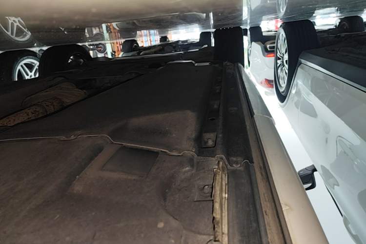 Used Audi Q5L 2020 Updated 40 TFSI Prestige Fashion Edition Left Side Sill