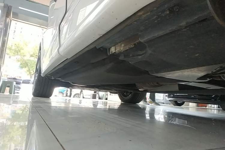 Used Audi Q5L 2020 45 TFSI Prestige Fashion Model Left Side Sill
