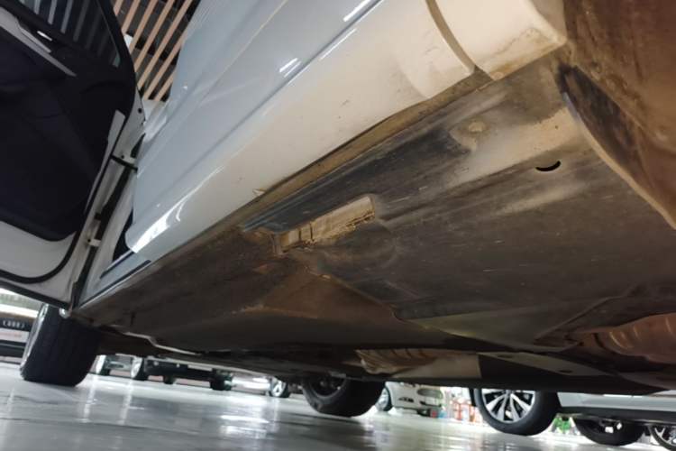 Used Audi Q5L 2020 40 TFSI Prestige Fashion Edition Left Side Sill