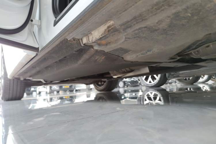 Used Audi Q5L 2020 Updated 40 TFSI Prestige Fashion Edition Left Side Sill