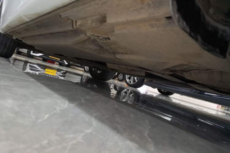 Used Audi Q5L 2020 Updated 40 TFSI Prestige Fashion Edition Left Side Sill