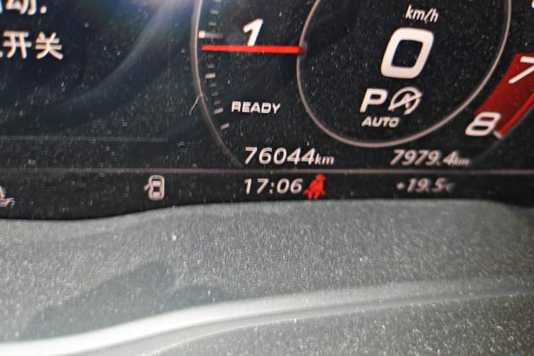 Used Audi Q5L 2020 40 TFSI Prestige Fashion Edition Odometer Close Up