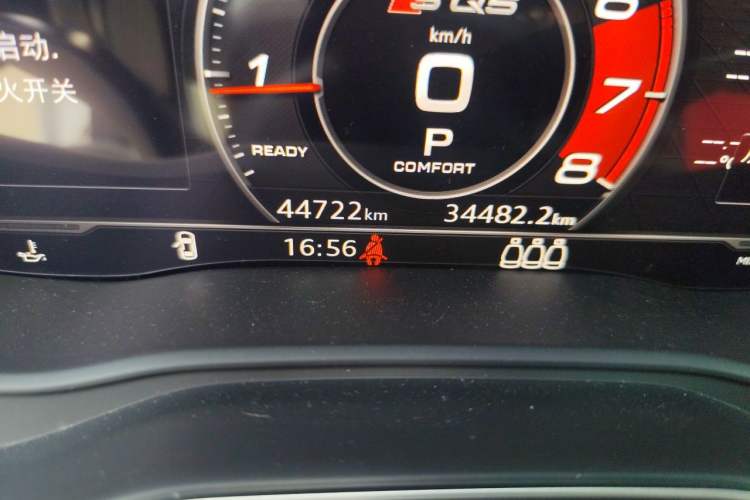 Used Audi Q5L 2020 40 TFSI Prestige Fashion Edition Odometer Close Up