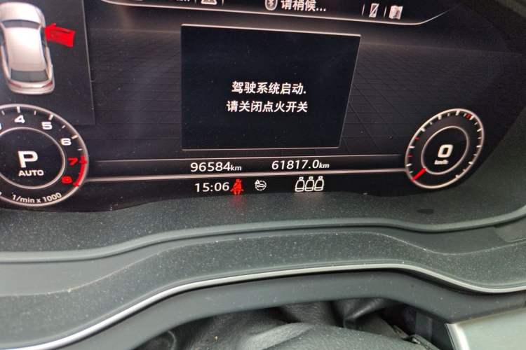 Used Audi Q5L 2020 40 TFSI Prestige Fashion Edition Odometer Close Up