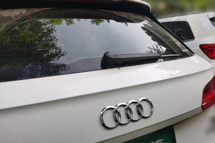 Used Audi Q5L  Rear
