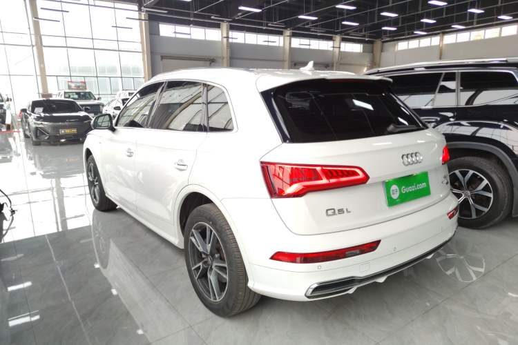 Used Audi Q5L 2020 Updated 40 TFSI Prestige Fashion Edition Rear Left 45 Deg