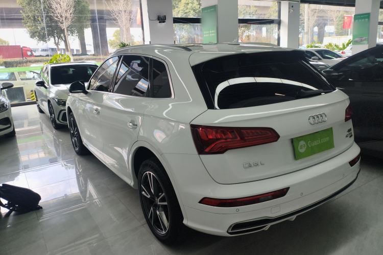 Used Audi Q5L 2020 Updated 40 TFSI Prestige Fashion Edition Rear Left 45 Deg