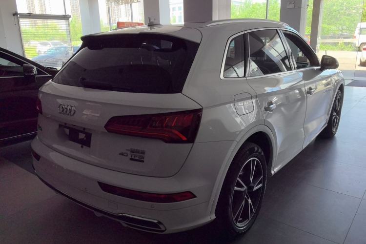 Used Audi Q5L 2020 Updated 40 TFSI Prestige Fashion Edition Rear Right 45 Deg