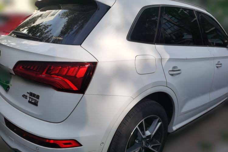 Used Audi Q5L  Rear Right 45 Deg