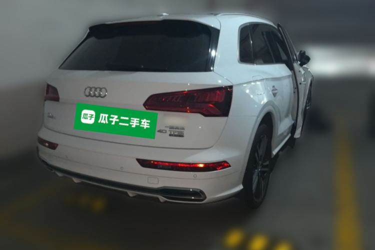 Used Audi Q5L 2020 Updated 40 TFSI Prestige Fashion Edition Rear Right 45 Deg