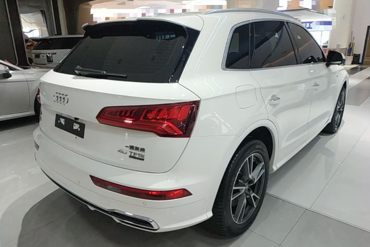 Used Audi Q5L 2020 Updated 40 TFSI Prestige Fashion Edition Rear Right 45 Deg