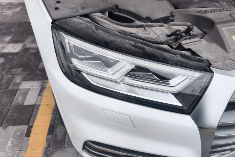 Used Audi Q5L 2020 45 TFSI Prestige Fashion Model Right Front Headlight