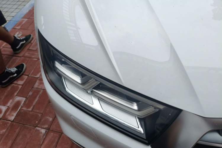 Used Audi Q5L 2020 Updated 40 TFSI Prestige Fashion Edition Right Front Headlight
