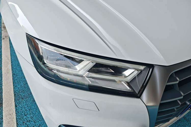 Used Audi Q5L 2020 Updated 40 TFSI Prestige Fashion Edition Right Front Headlight