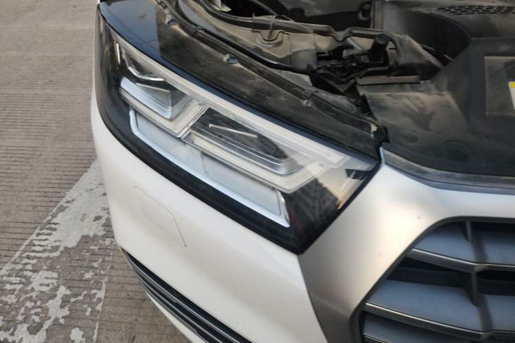 Used Audi Q5L 2020 Updated 40 TFSI Prestige Fashion Edition Right Front Headlight