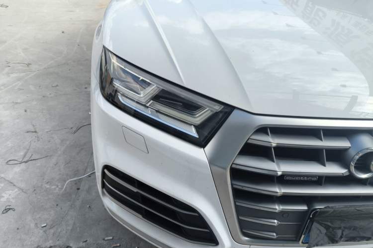 Used Audi Q5L 2020 40 TFSI Prestige Fashion Edition Right Front Headlight