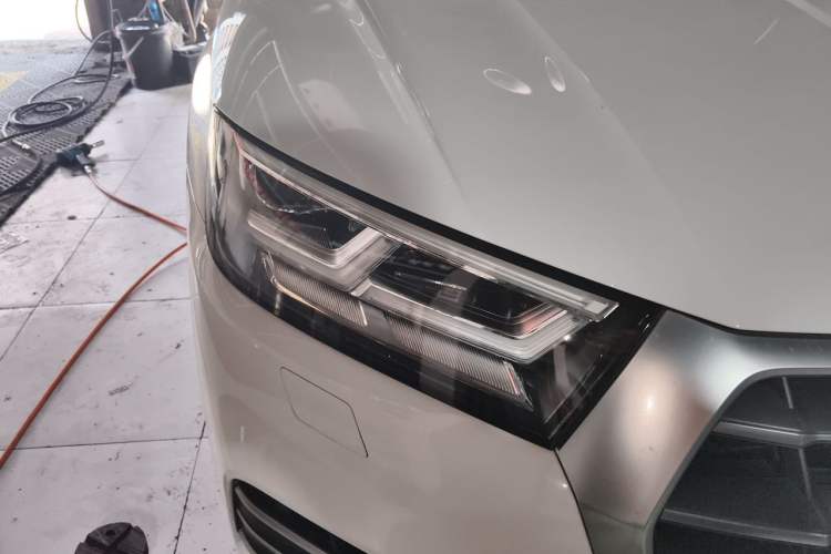 Used Audi Q5L 2020 Updated 40 TFSI Prestige Fashion Edition Right Front Headlight